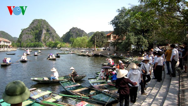 Tam Coc – Ha Long Bay on land - ảnh 2